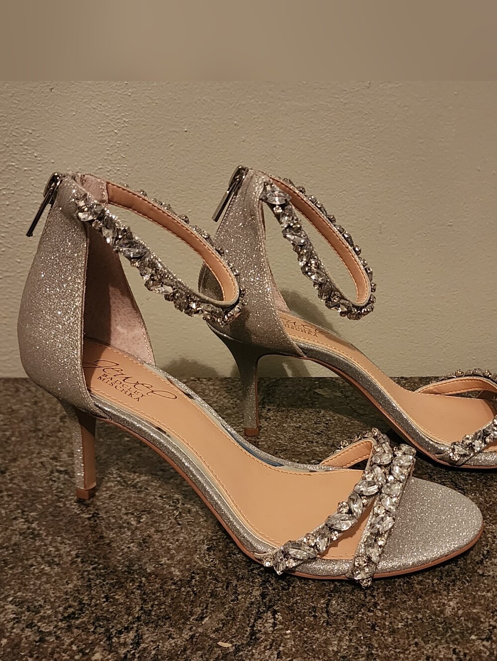 New W/O Box Jewel Badgley Mischka Heels